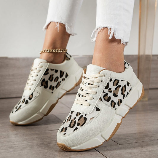 Mira - Snygga Sneakers med Leopardmönster för Dam | Perfekt för vardagsbruk